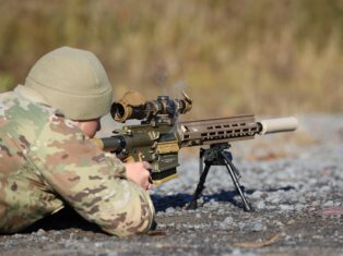 US NYNG's 27th IBCT trains on new squad designated marksman rifle