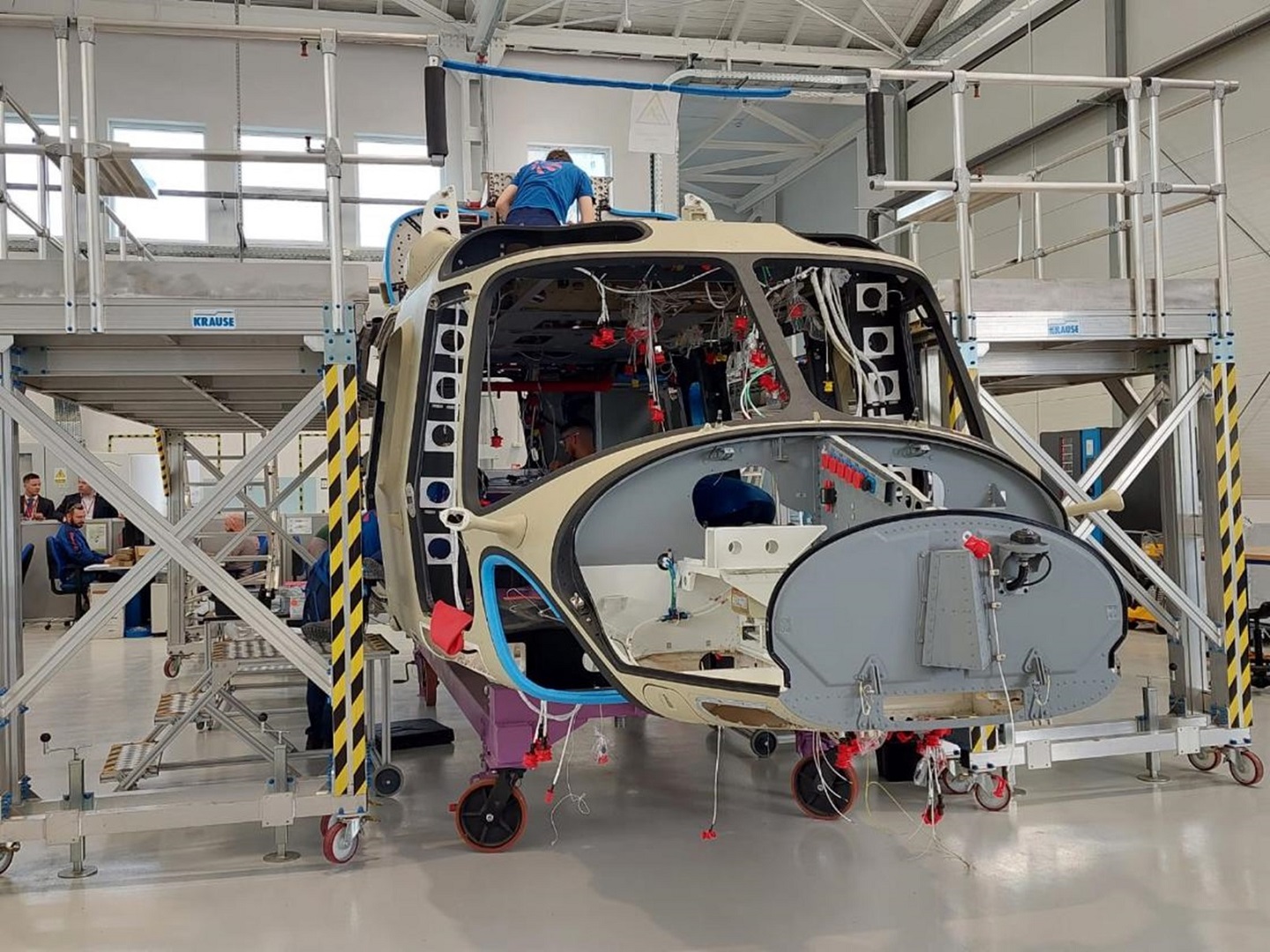 Leonardo's AW149 helicopter production line takes flight in Poland ...